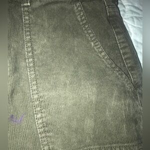 American Eagle corduroy pants sz 8 two flat front pockets flare leg